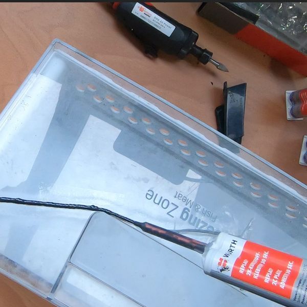 Клей Replast Me 210 секунд для пластика черный 50 мл. Wurth (0893500052)(1шт) 0893500052 фото
